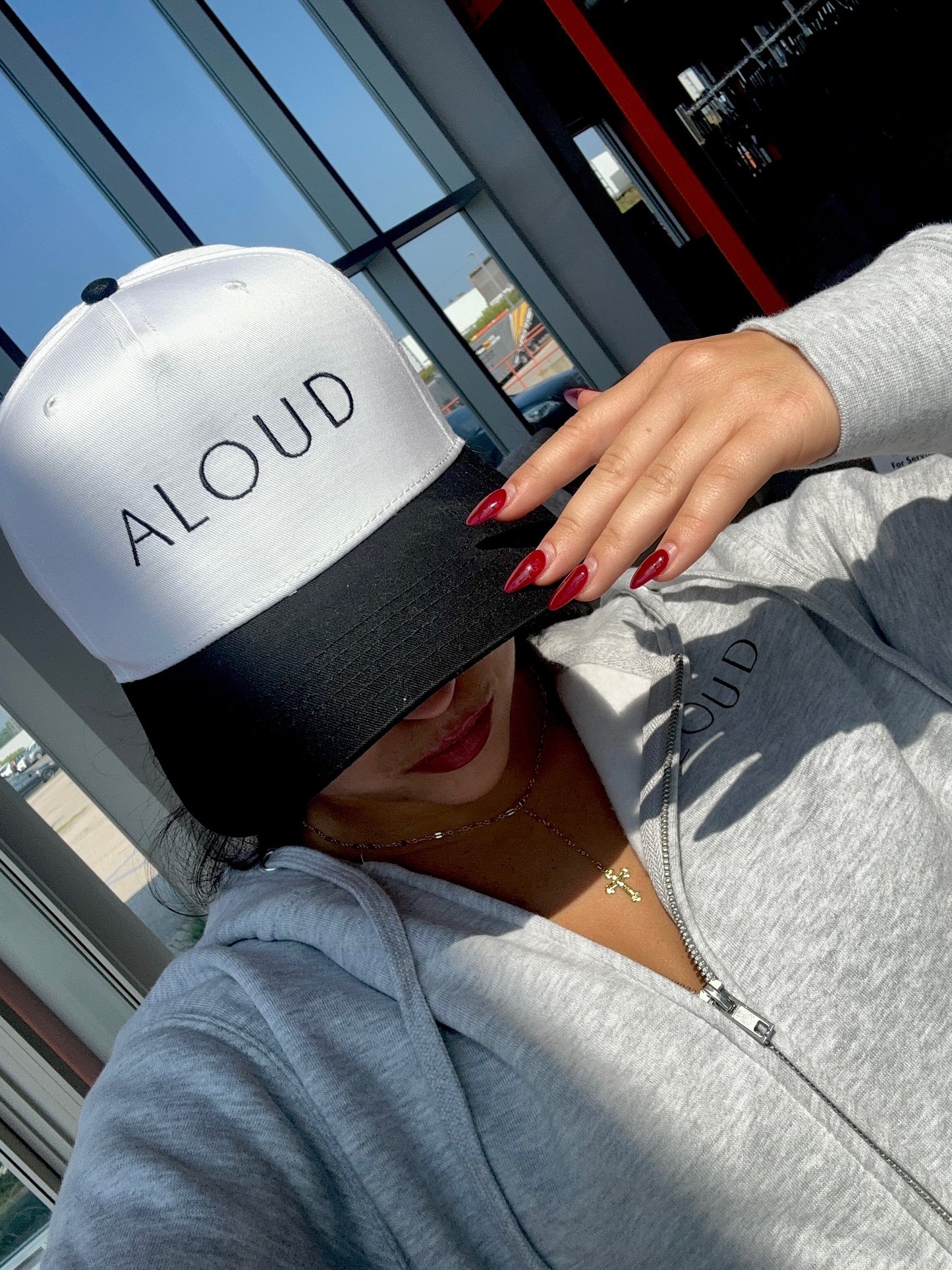 Aloud Hat